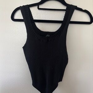 Black Ribbed Cropped Tank Top